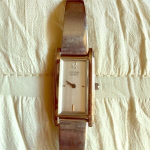 Silver metal wrist watch